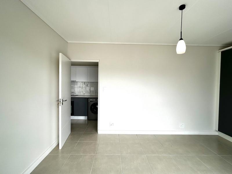 To Let 1 Bedroom Property for Rent in The Huntsman Western Cape